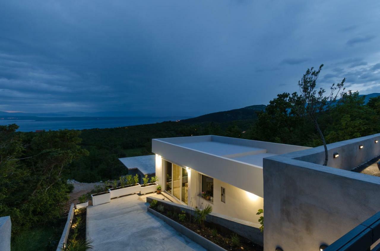 Villa Linda Crikvenica Exterior photo